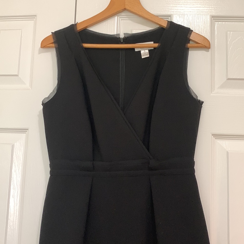 Ann Taylor LOFT size 4 black dress